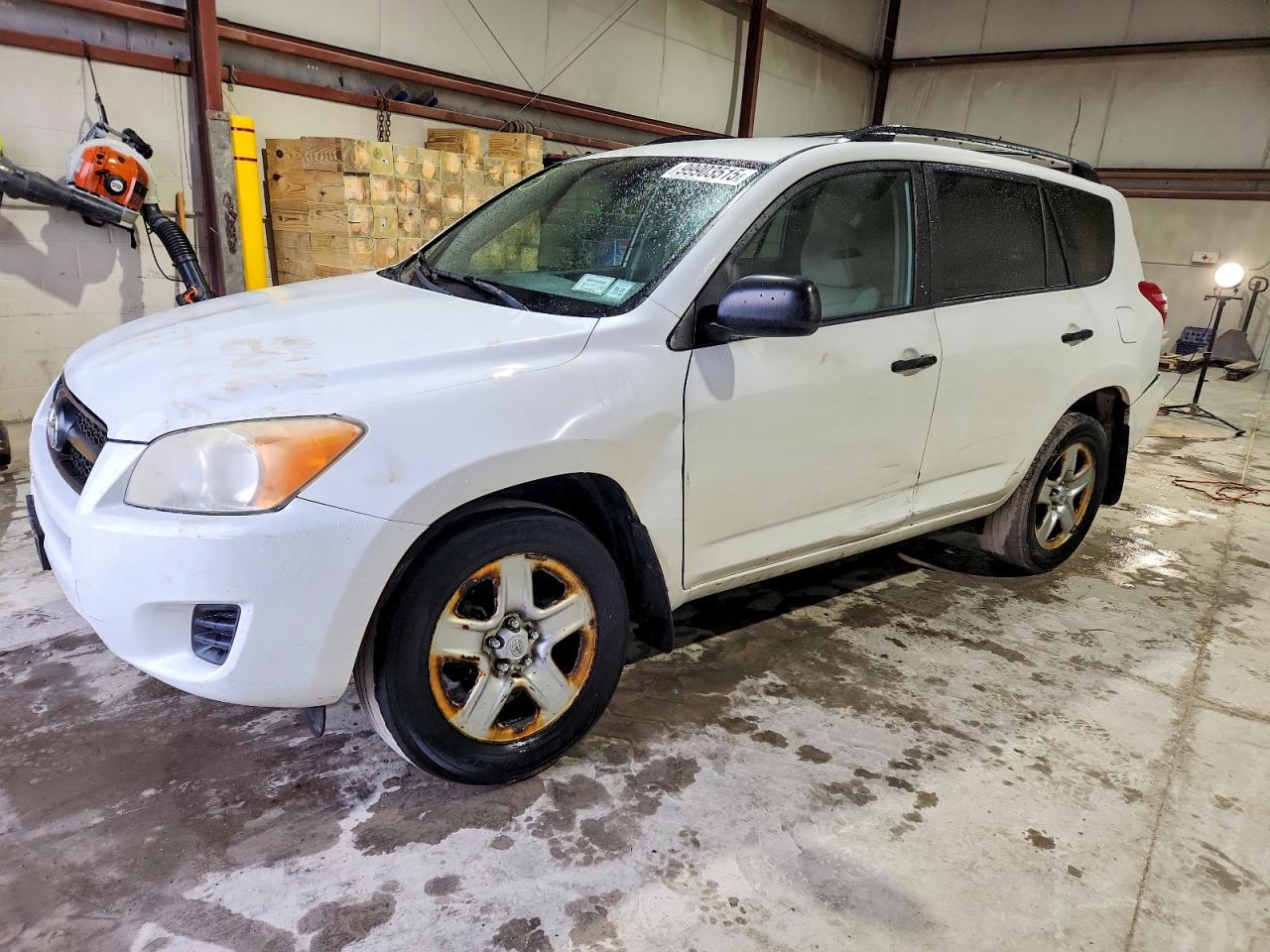 TOYOTA RAV4 2011