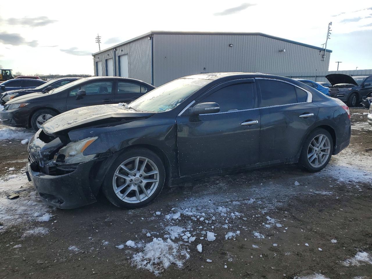 NISSAN MAXIMA 2009