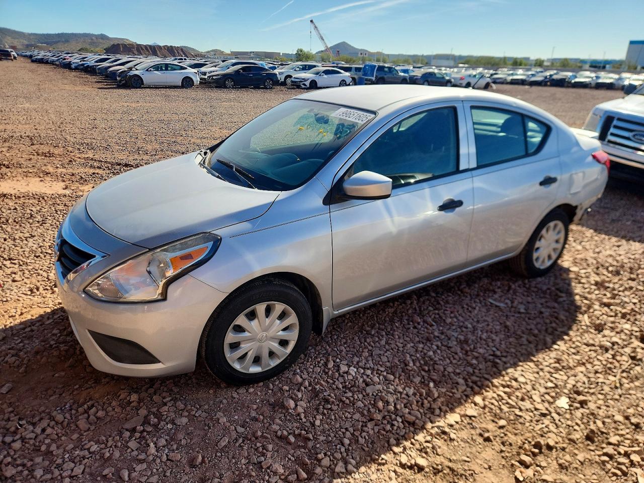 NISSAN VERSA 2019