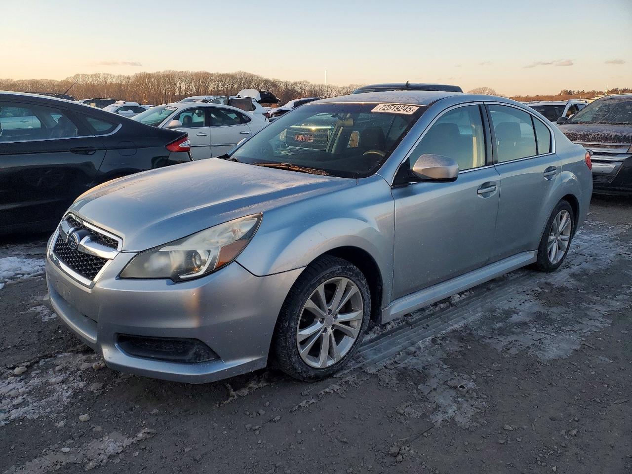 SUBARU LEGACY 2.5 2013