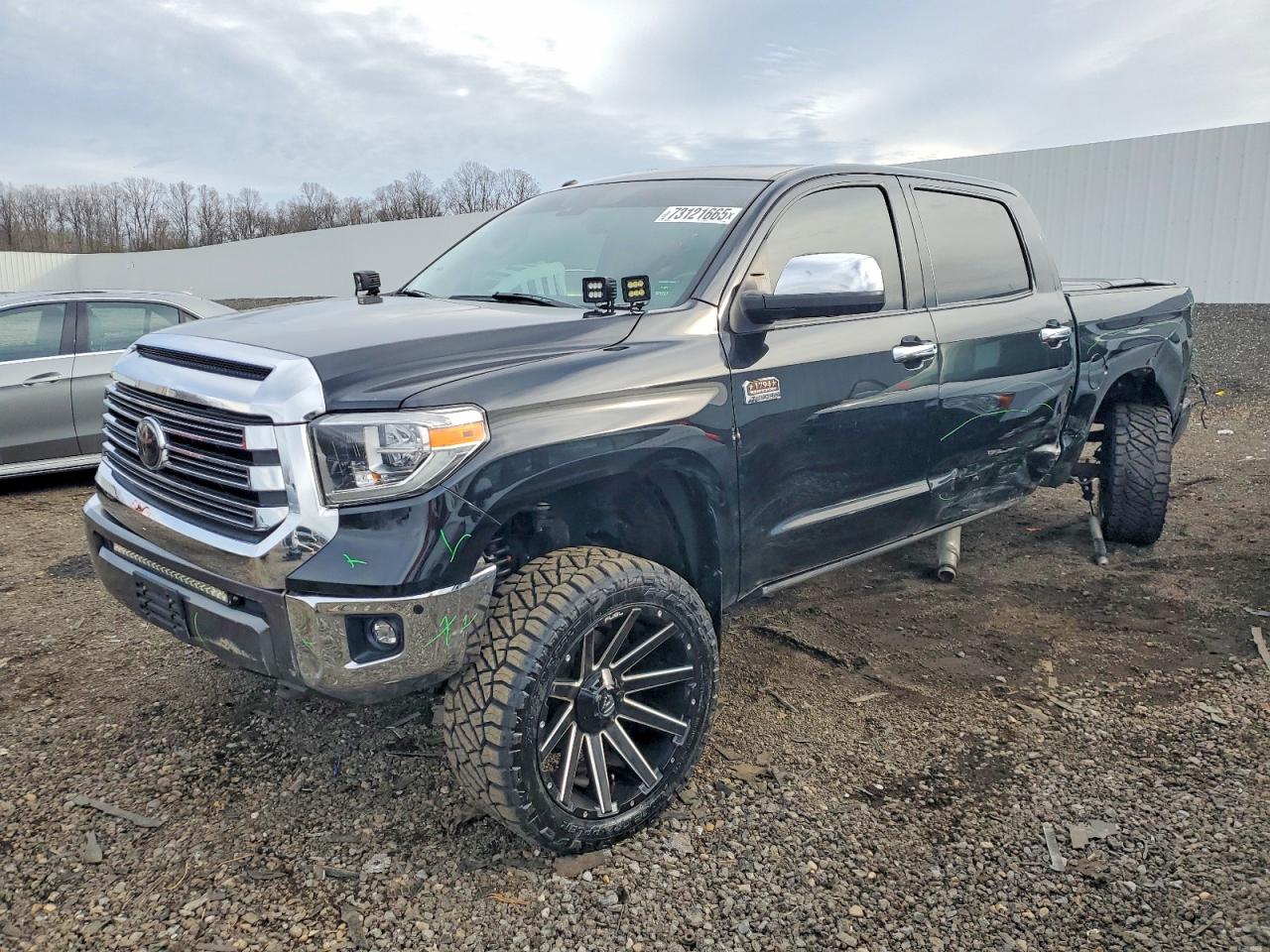 TOYOTA TUNDRA 2018