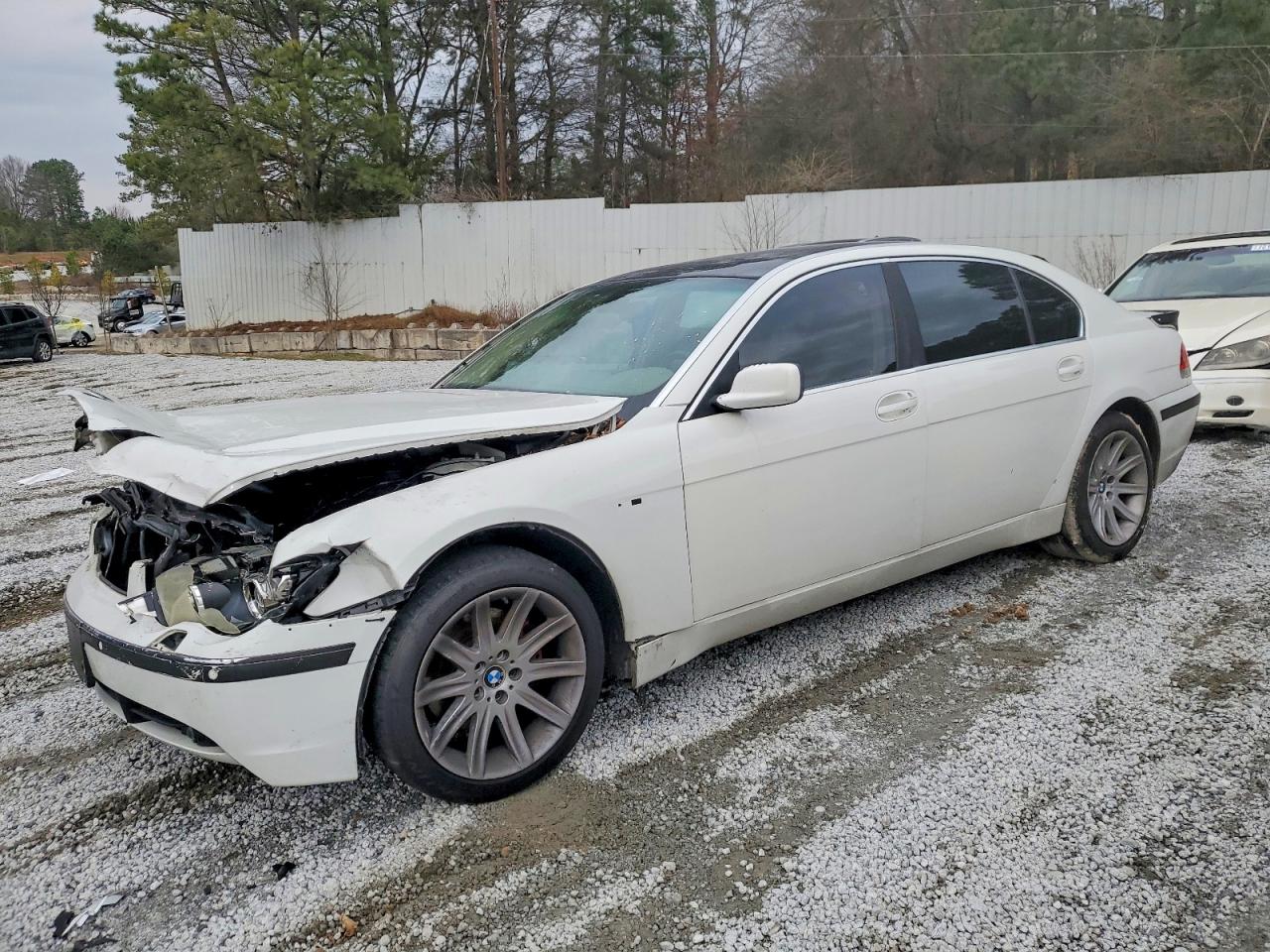 BMW 745 2004