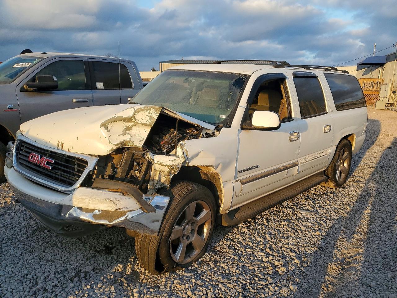 GMC YUKON XL 2002