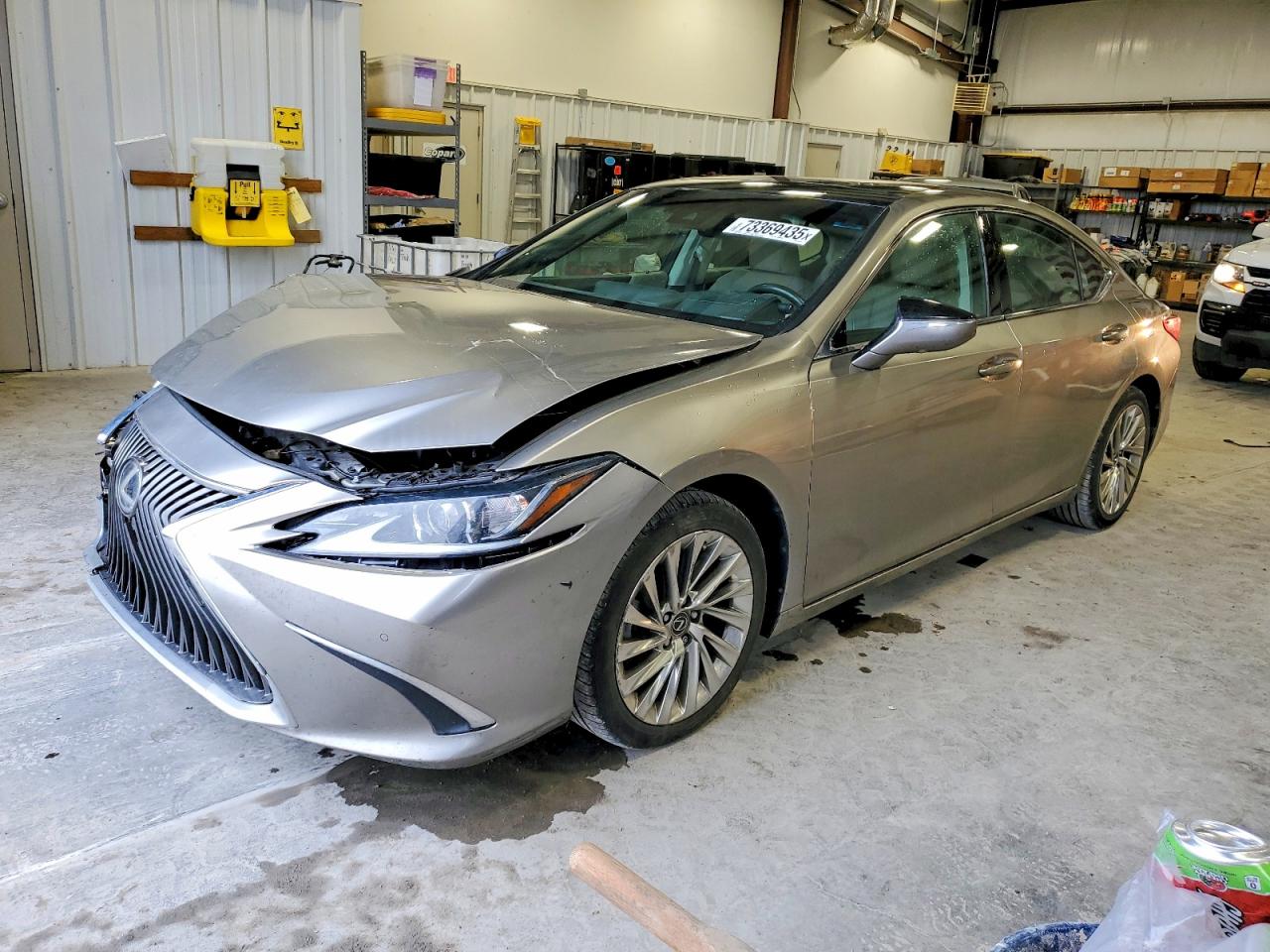 LEXUS ES 2019