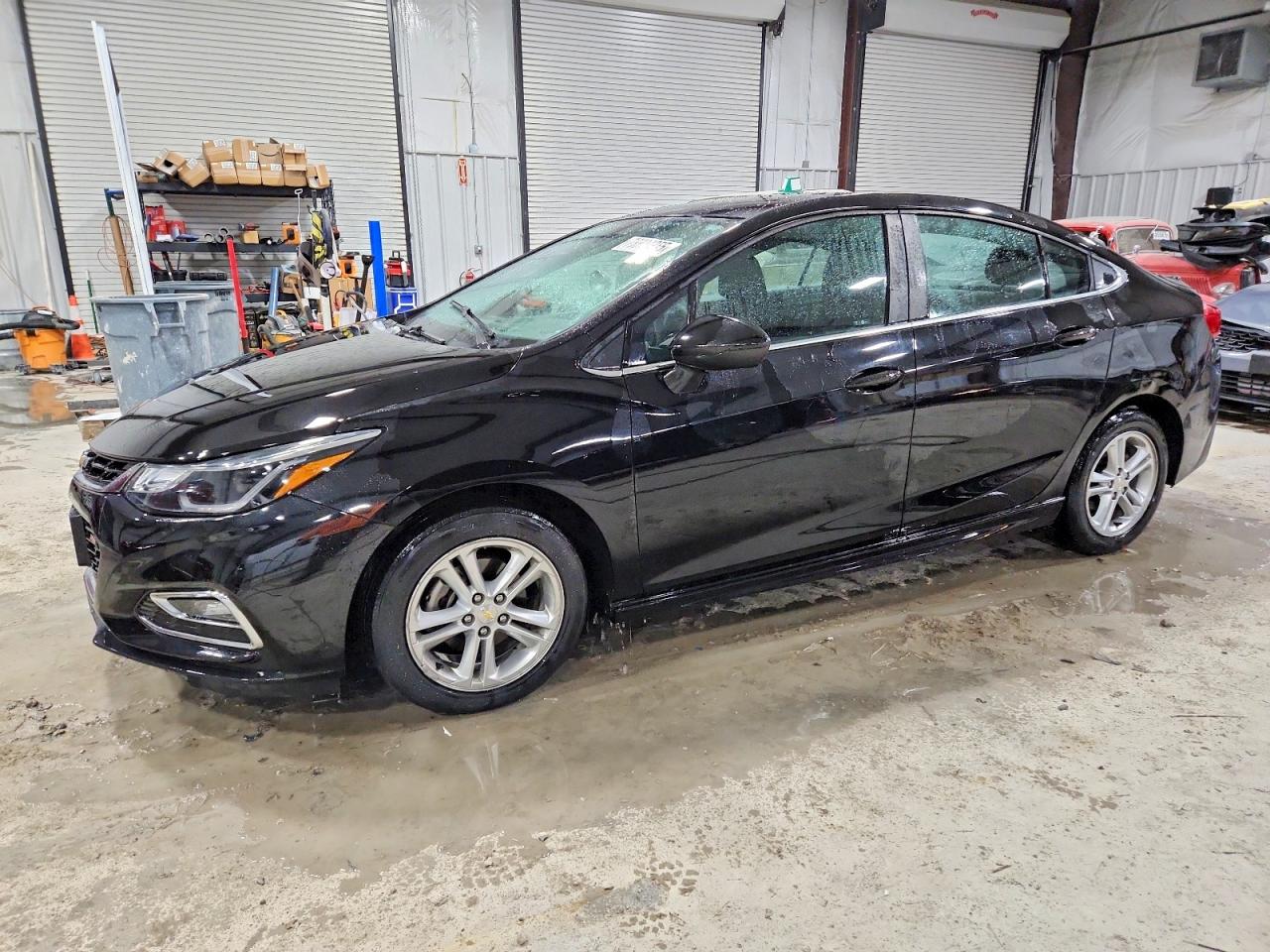 CHEVROLET CRUZE 2017
