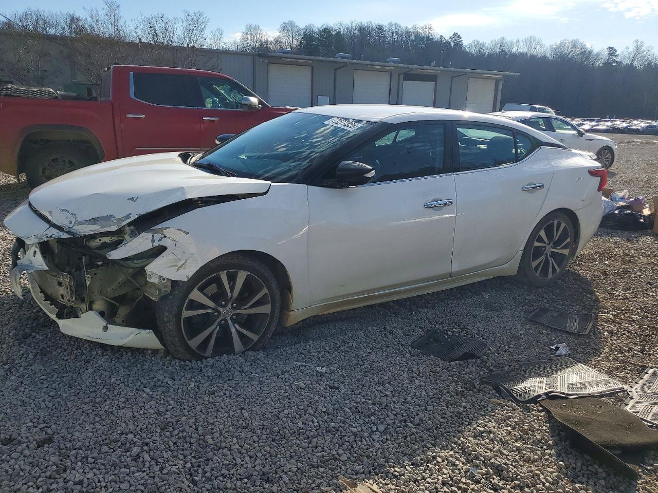 NISSAN MAXIMA 2016