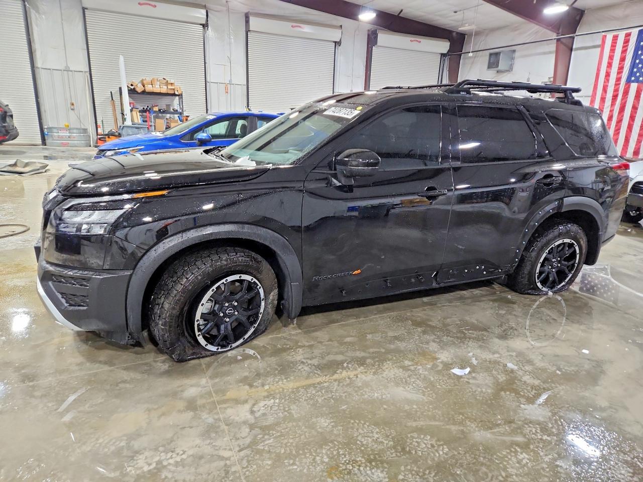 NISSAN PATHFINDER 2025
