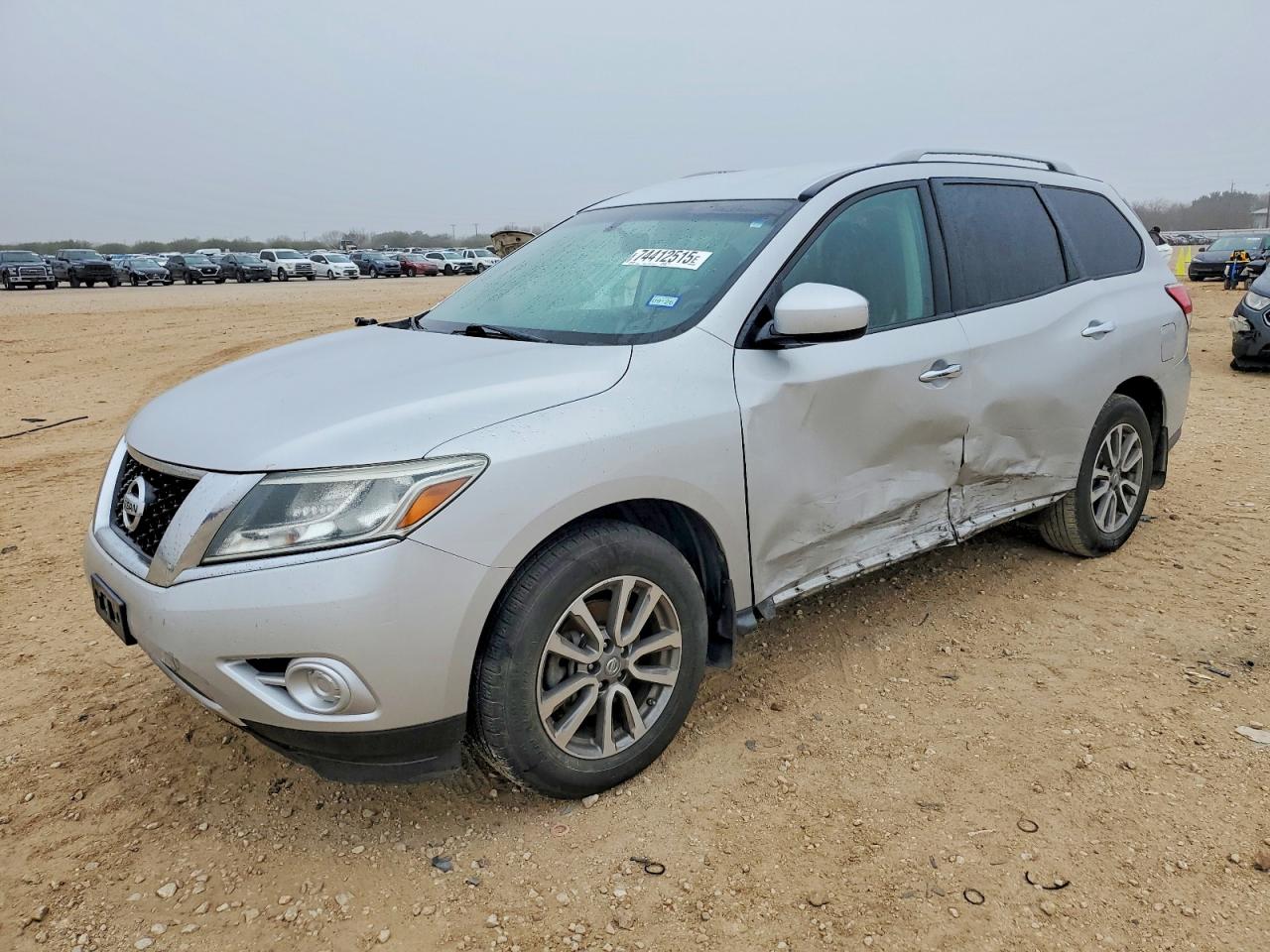 NISSAN PATHFINDER 2015