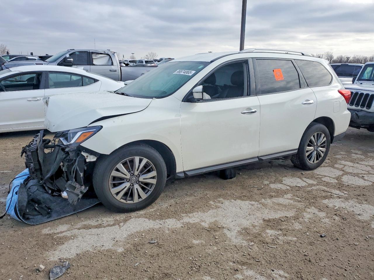 NISSAN PATHFINDER 2019