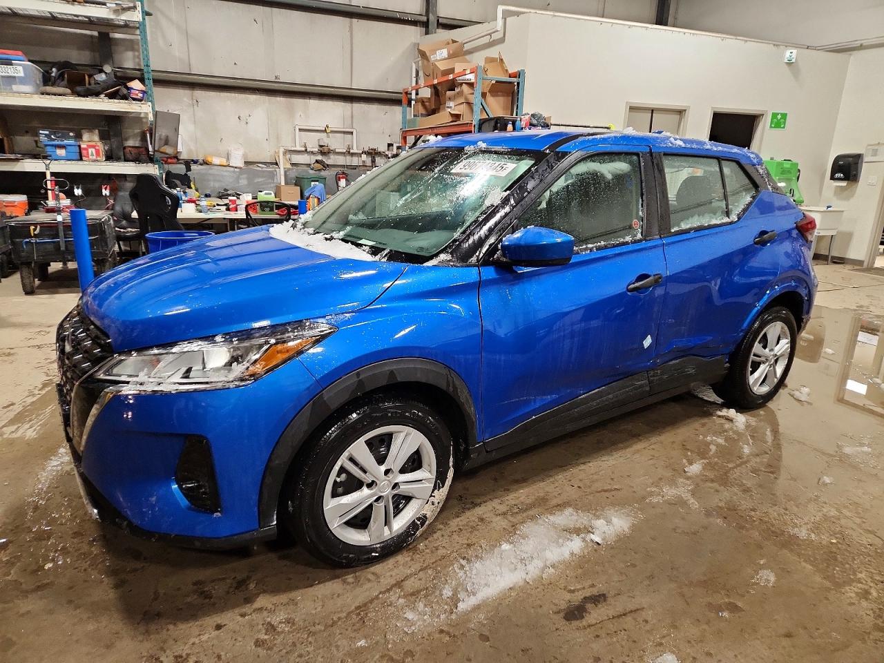 NISSAN KICKS 2023
