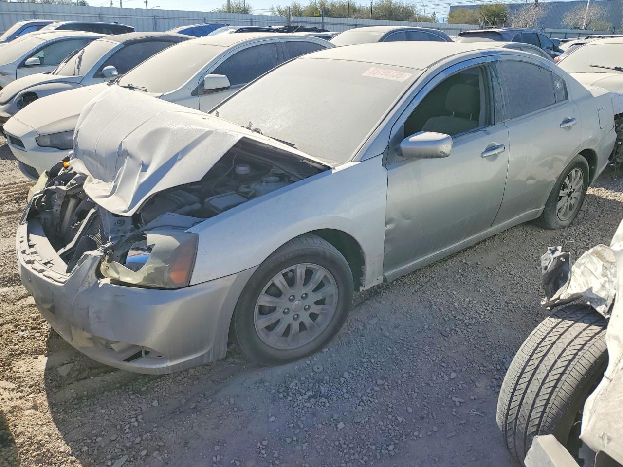 MITSUBISHI GALANT FE 2011