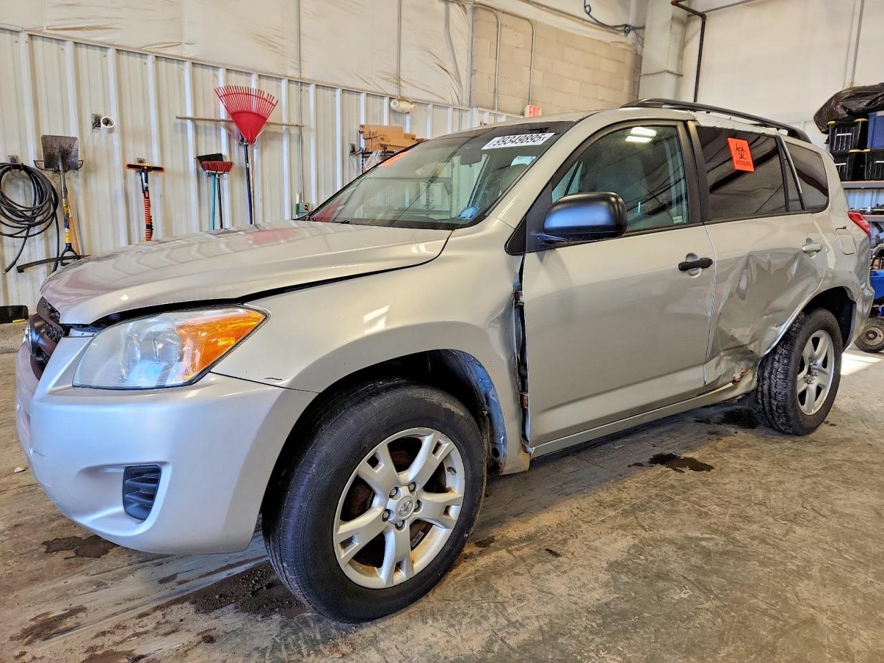 TOYOTA RAV4 2012