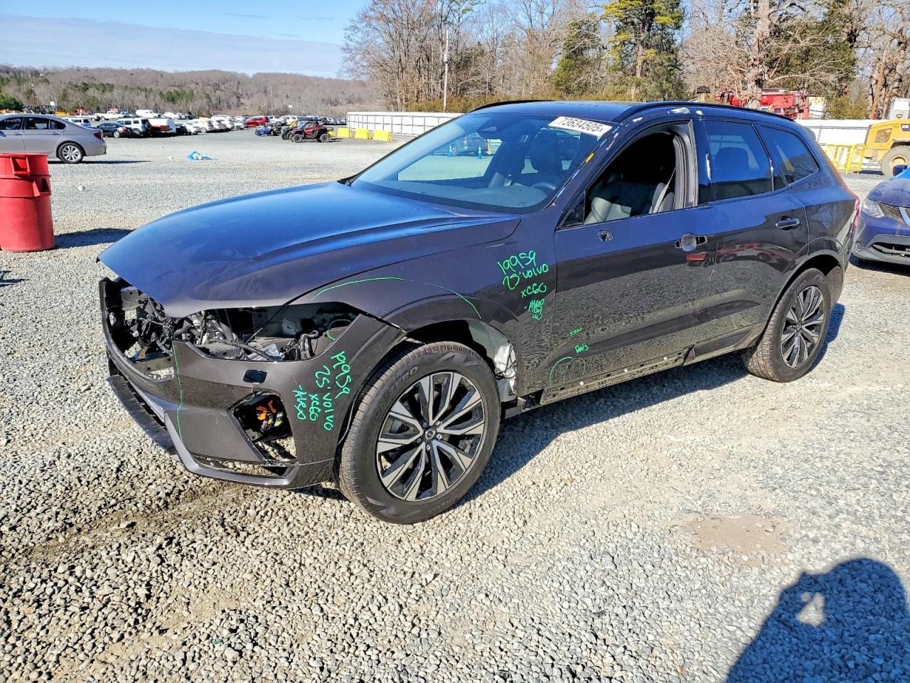 VOLVO XC60 2025
