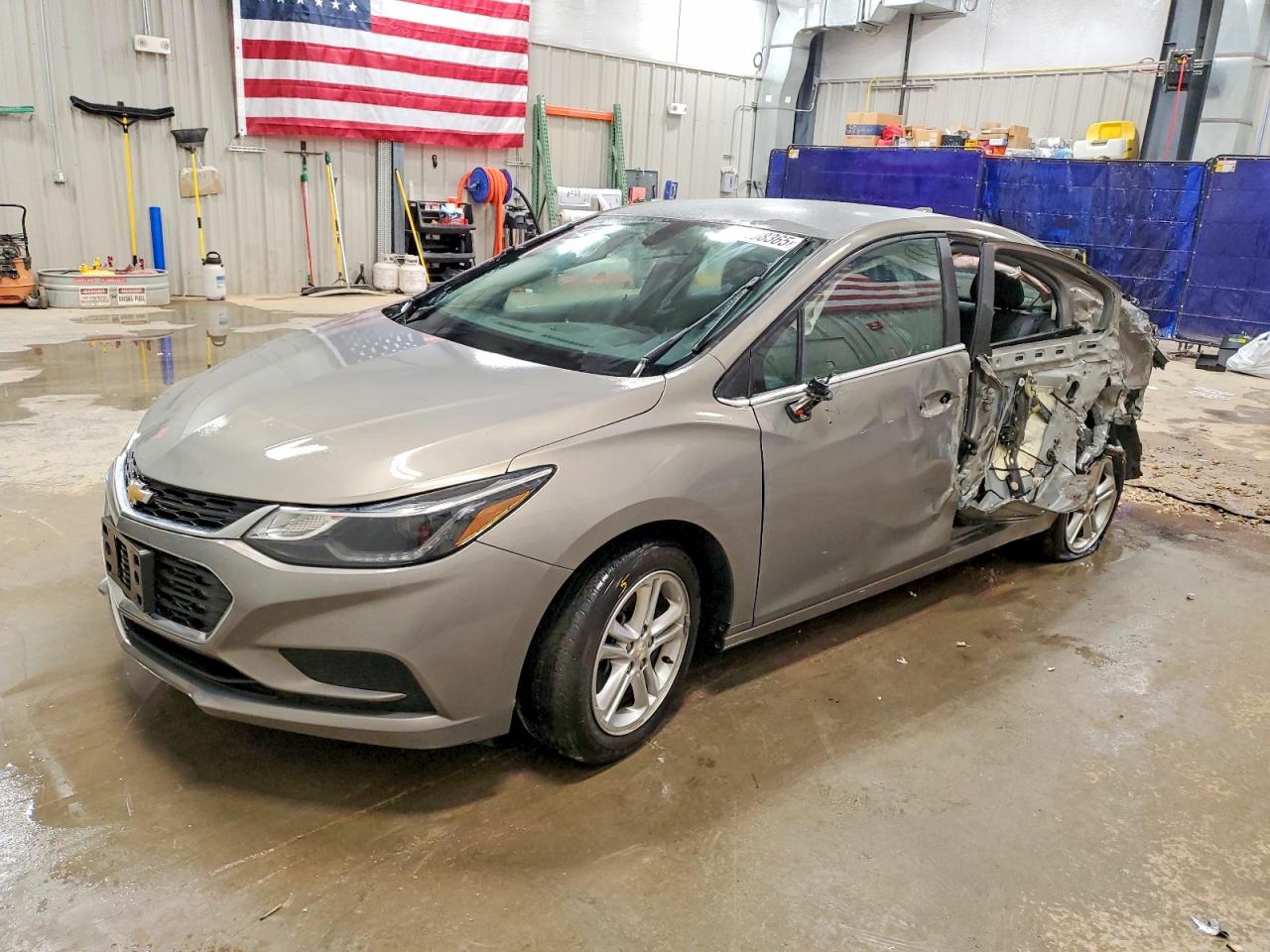 CHEVROLET CRUZE 2018