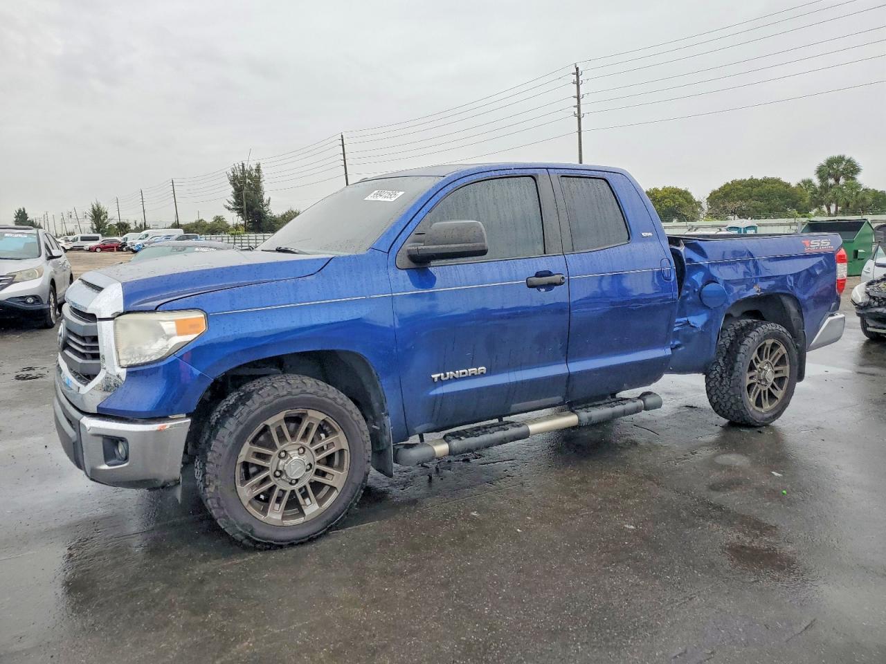 TOYOTA TUNDRA 2015