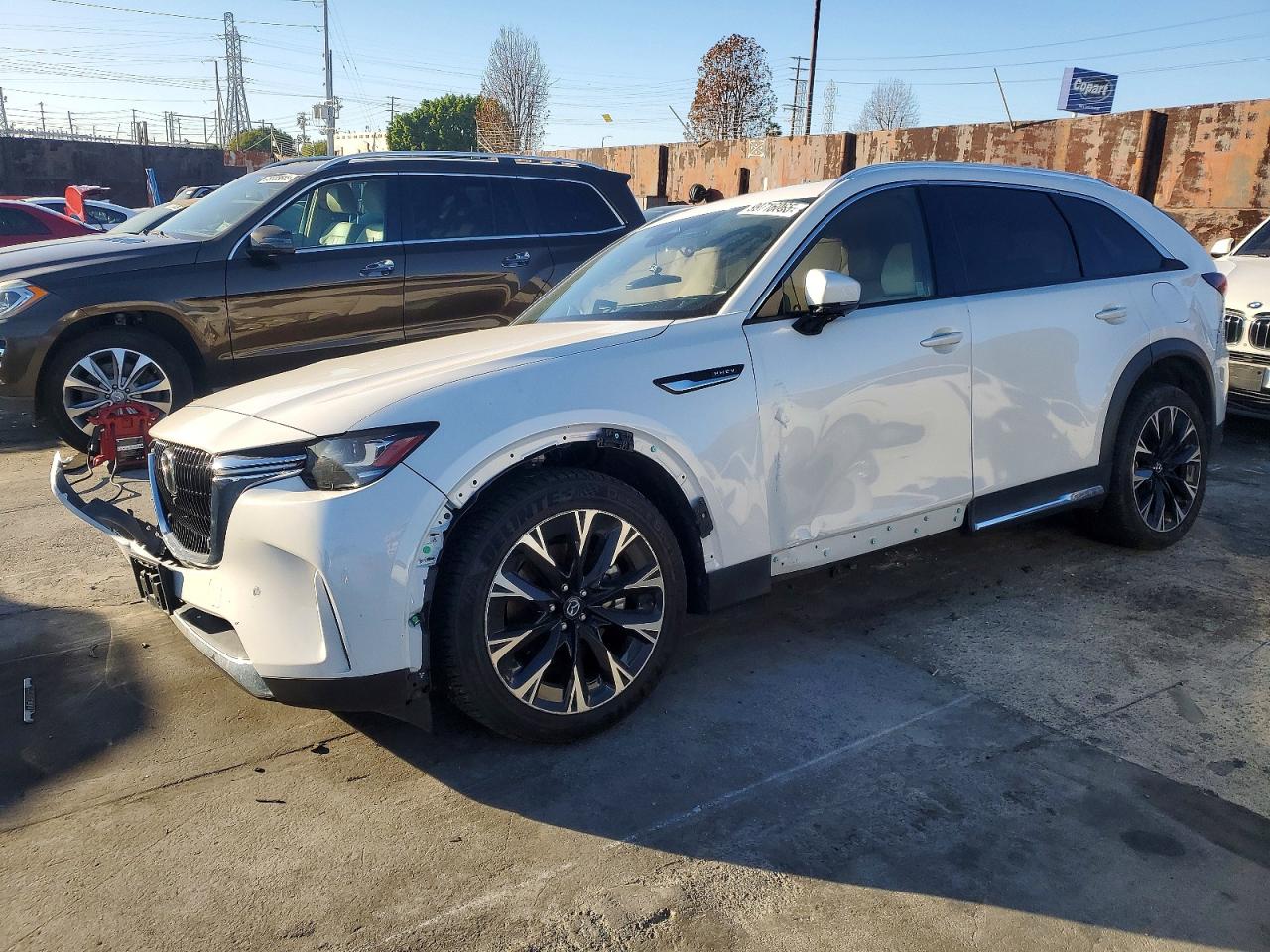 MAZDA CX-90 2024