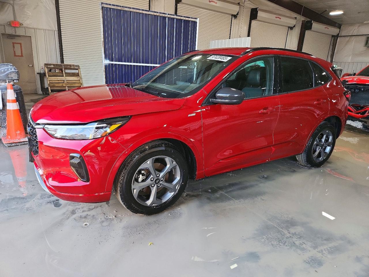 FORD ESCAPE 2023