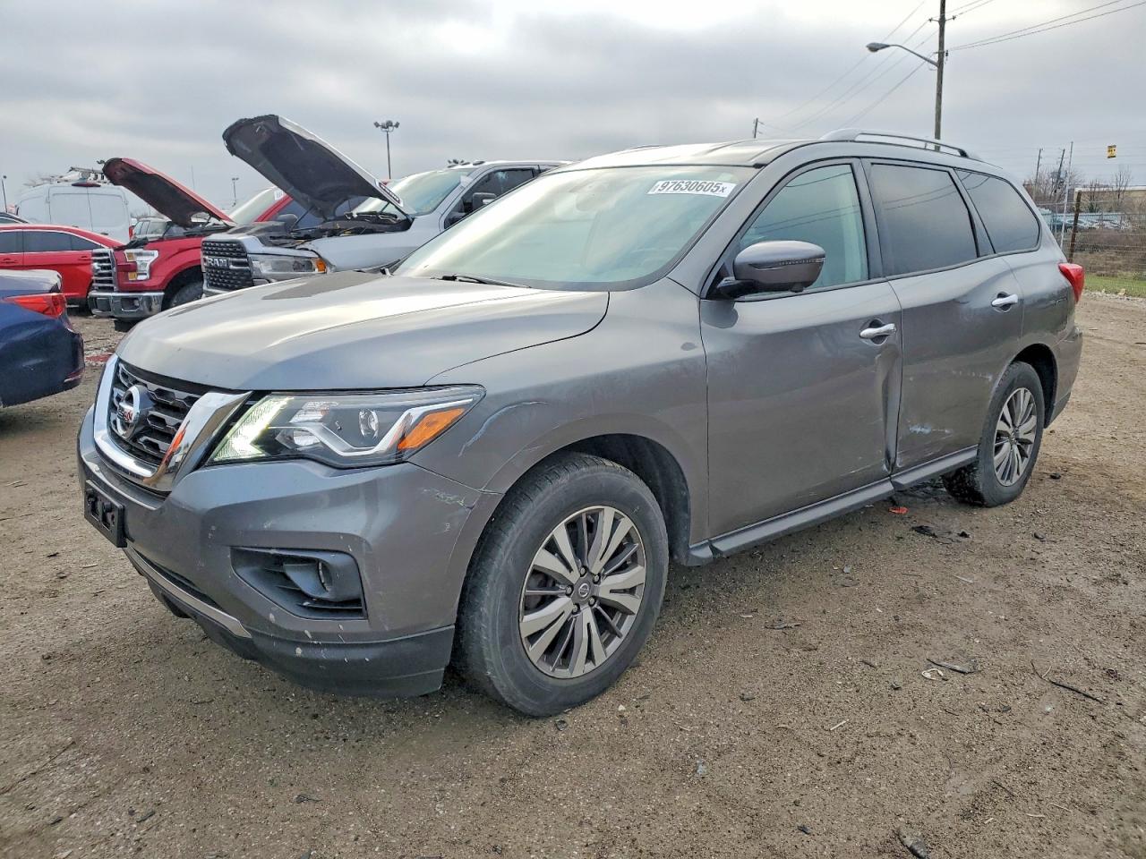 NISSAN PATHFINDER 2019