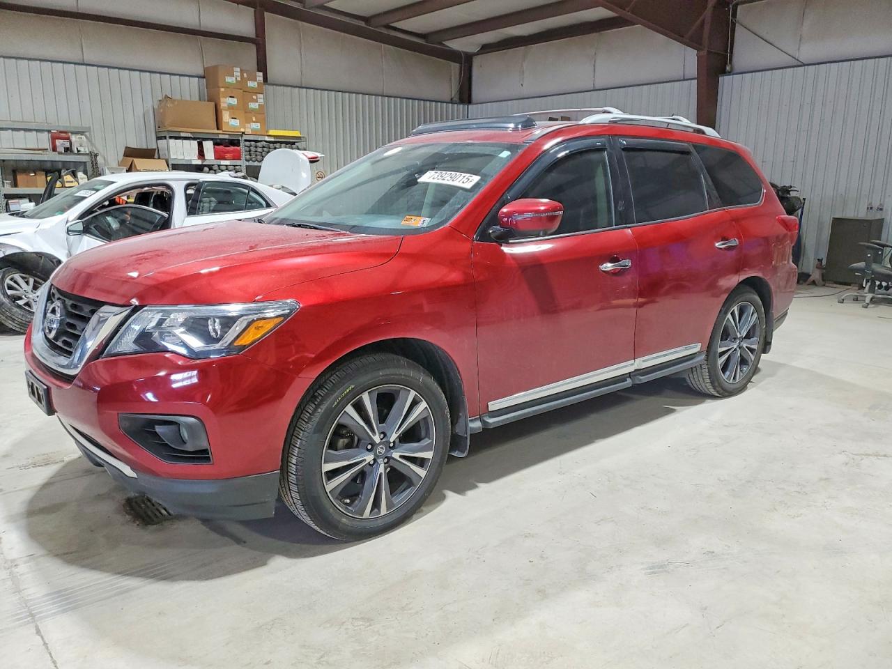 NISSAN PATHFINDER 2018