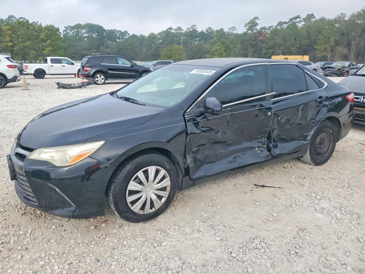 TOYOTA CAMRY 2017
