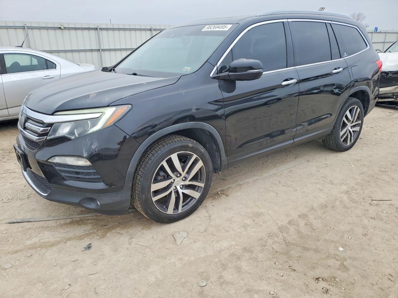 HONDA PILOT 2016