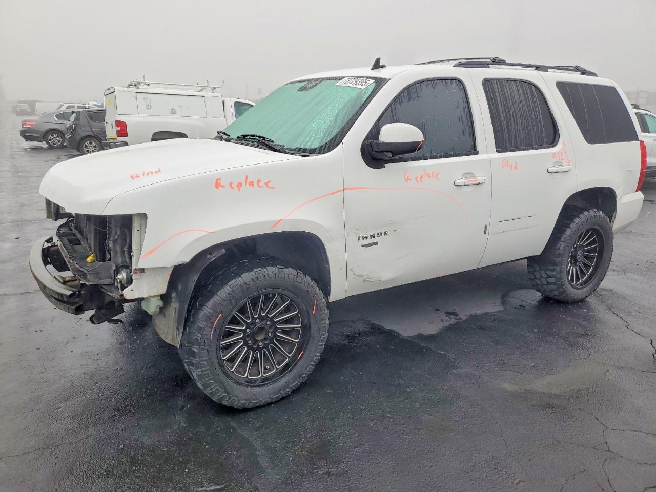 CHEVROLET TAHOE 2011