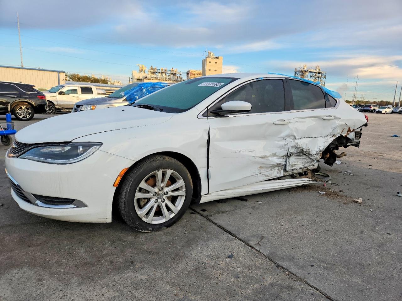 CHRYSLER 200 2016