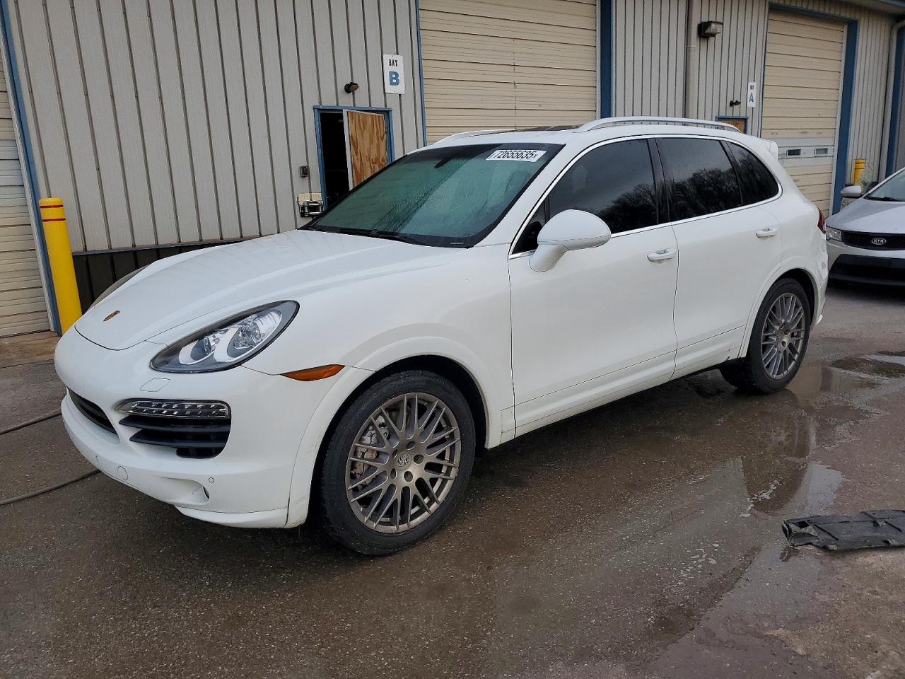 PORSCHE CAYENNE S 2012