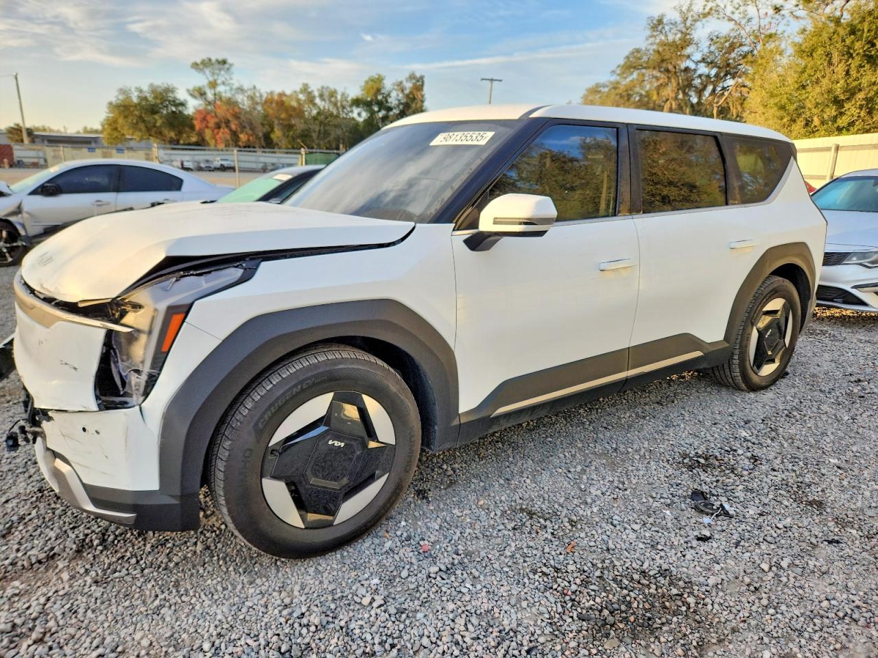 KIA EV9 LIGHT 2024