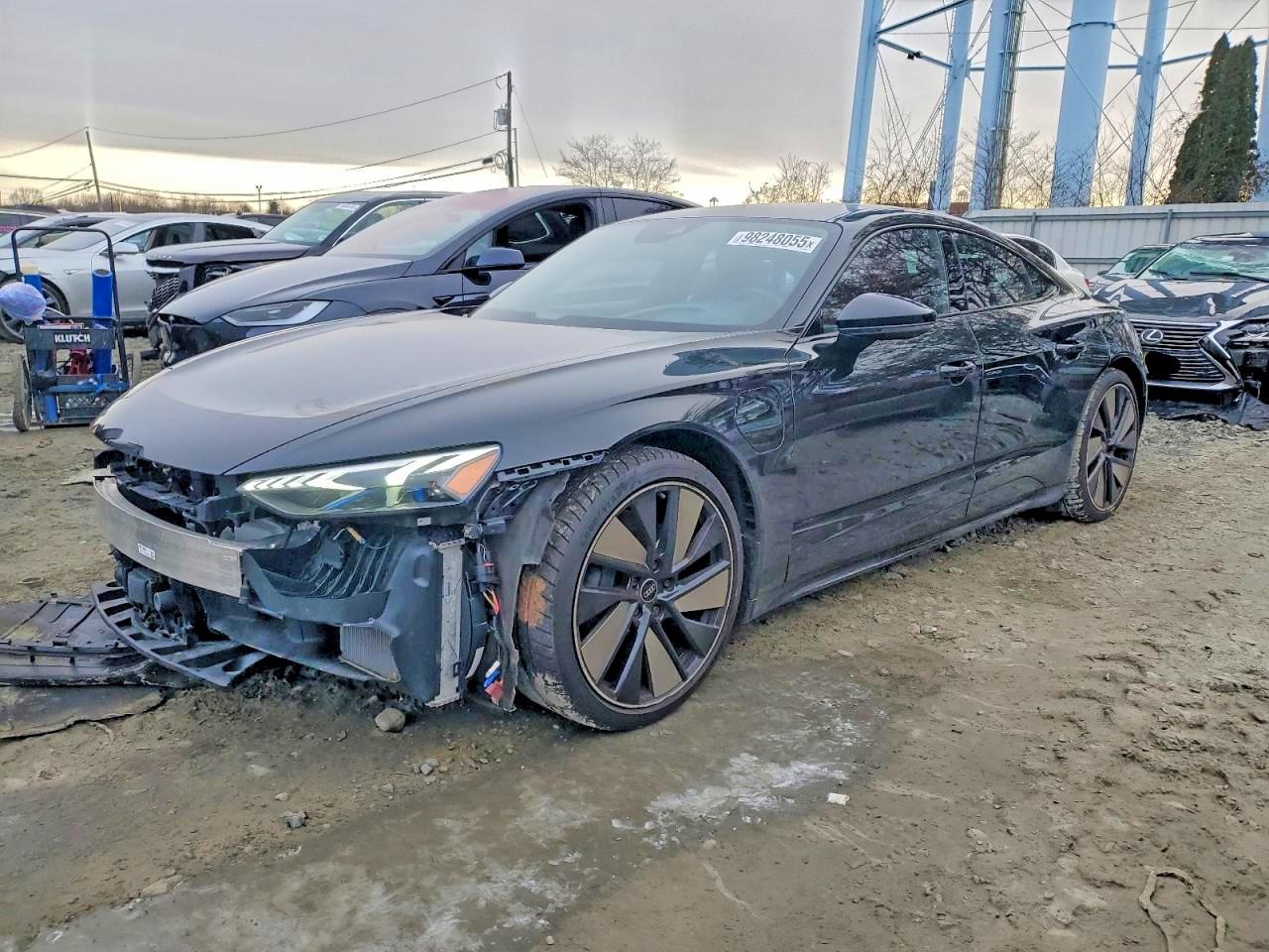 AUDI E-TRON GT 2023