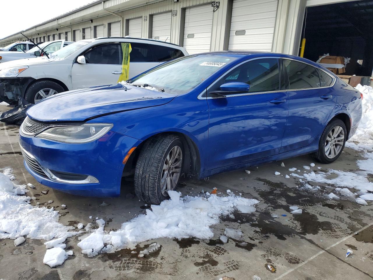 CHRYSLER 200 2015