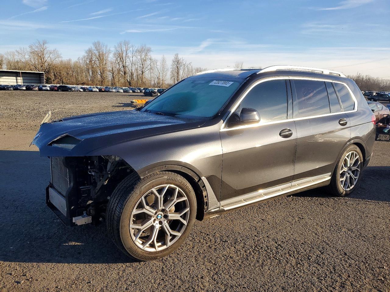 BMW X7 2021