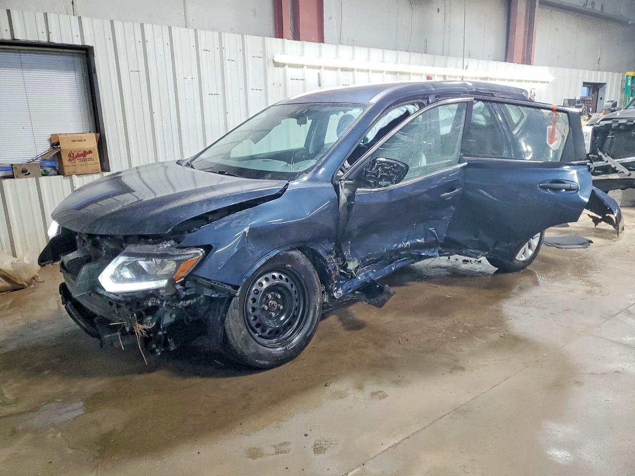 NISSAN ROGUE 2016