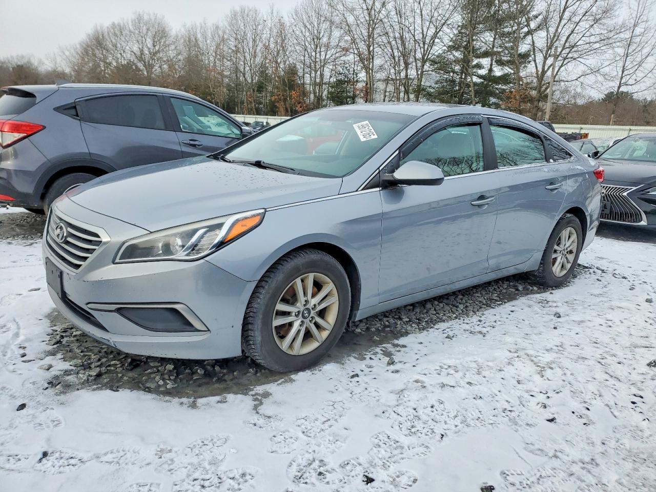 HYUNDAI SONATA SE 2017