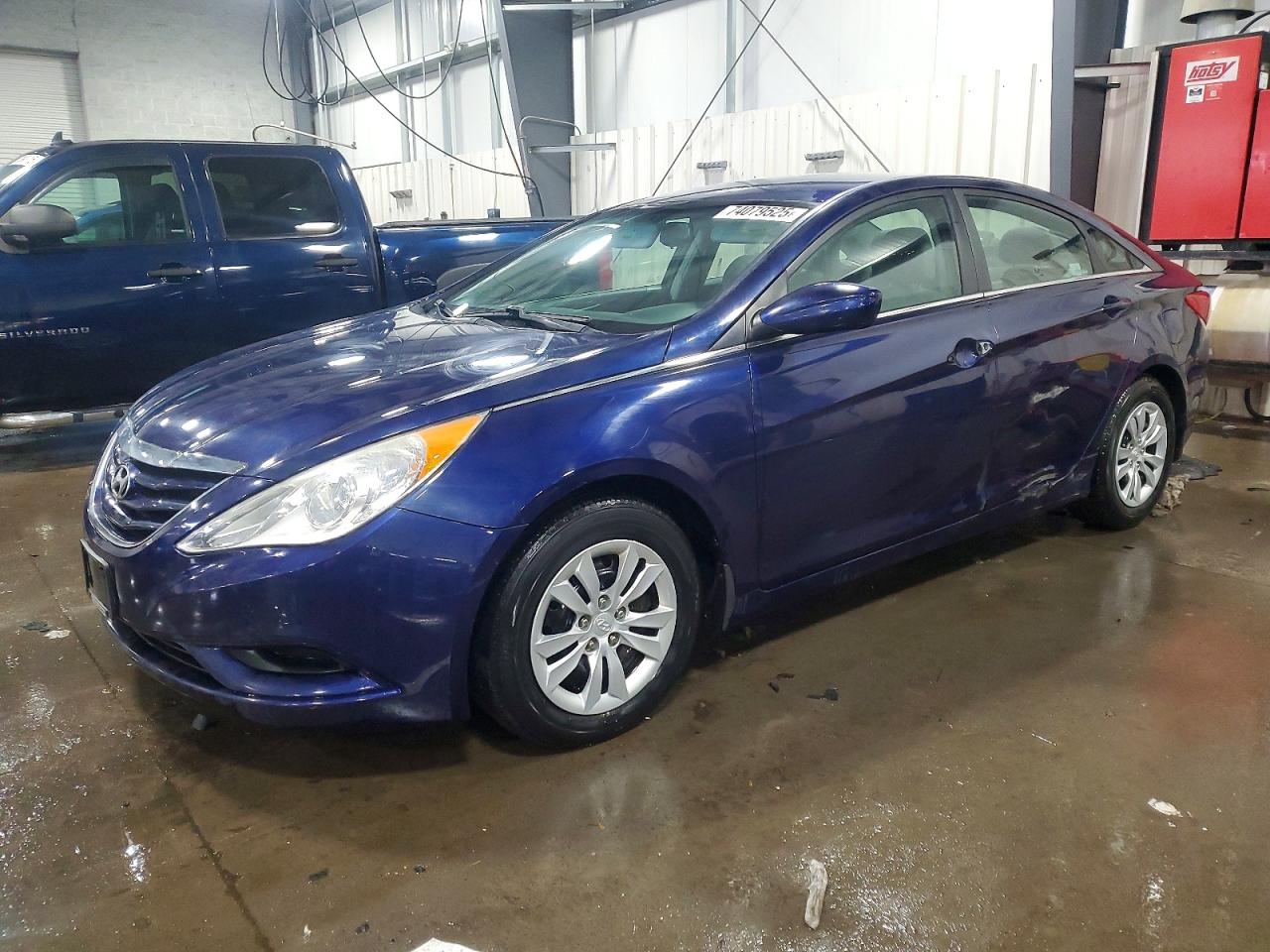 HYUNDAI SONATA 2012