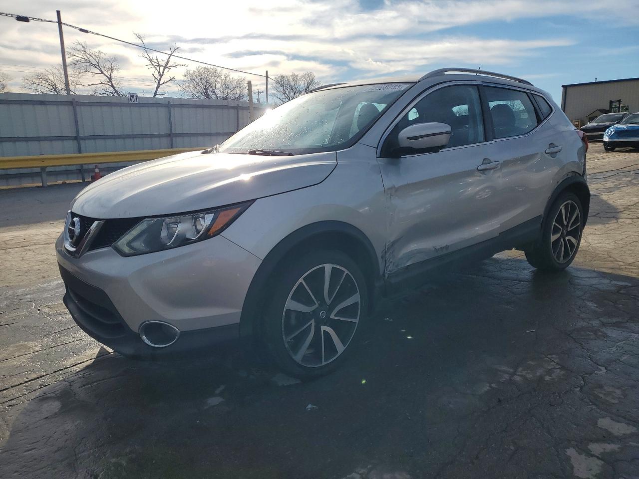 NISSAN ROGUE SPORT 2017