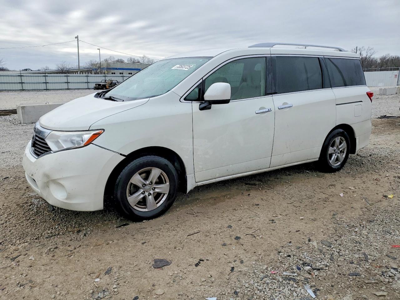 NISSAN QUEST 2015