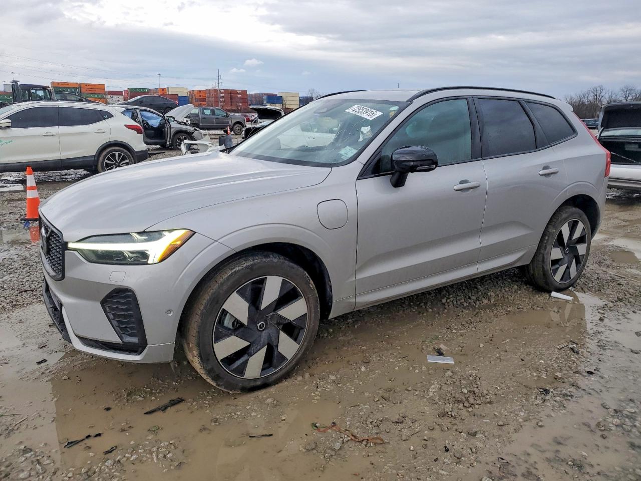 VOLVO XC60 PLUS 2024
