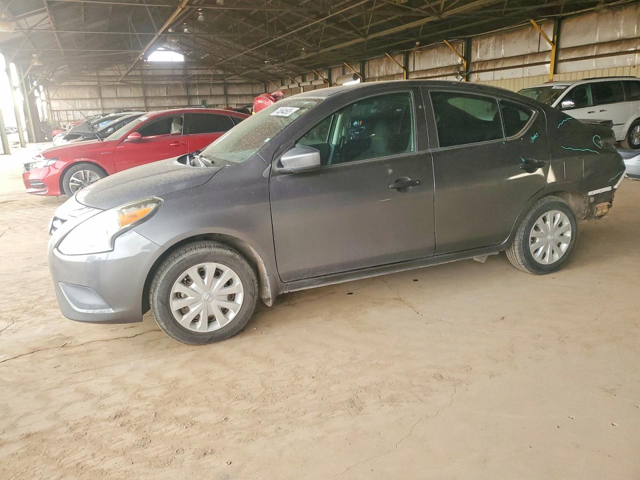 NISSAN VERSA 2016