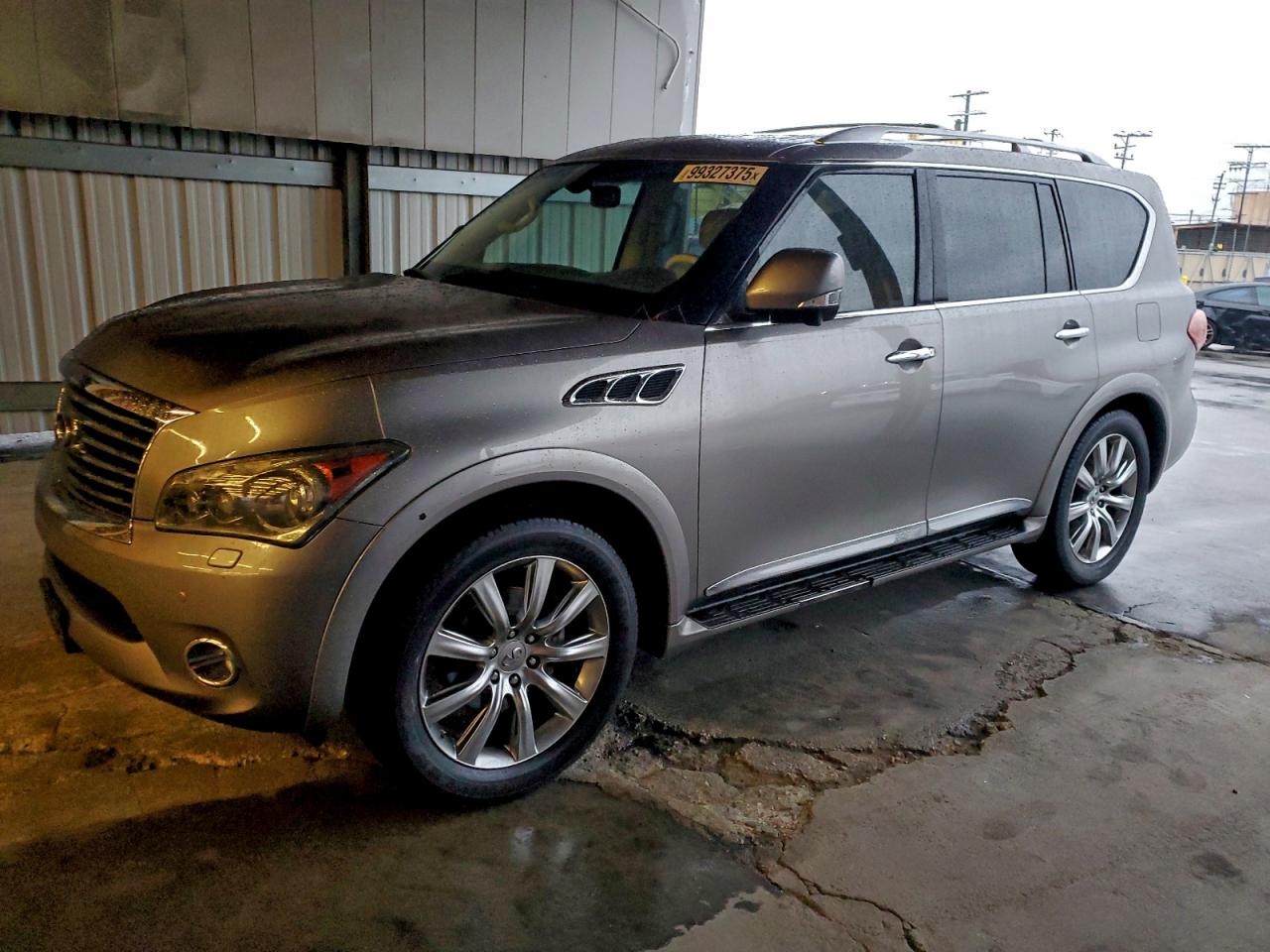 INFINITI QX56 2012