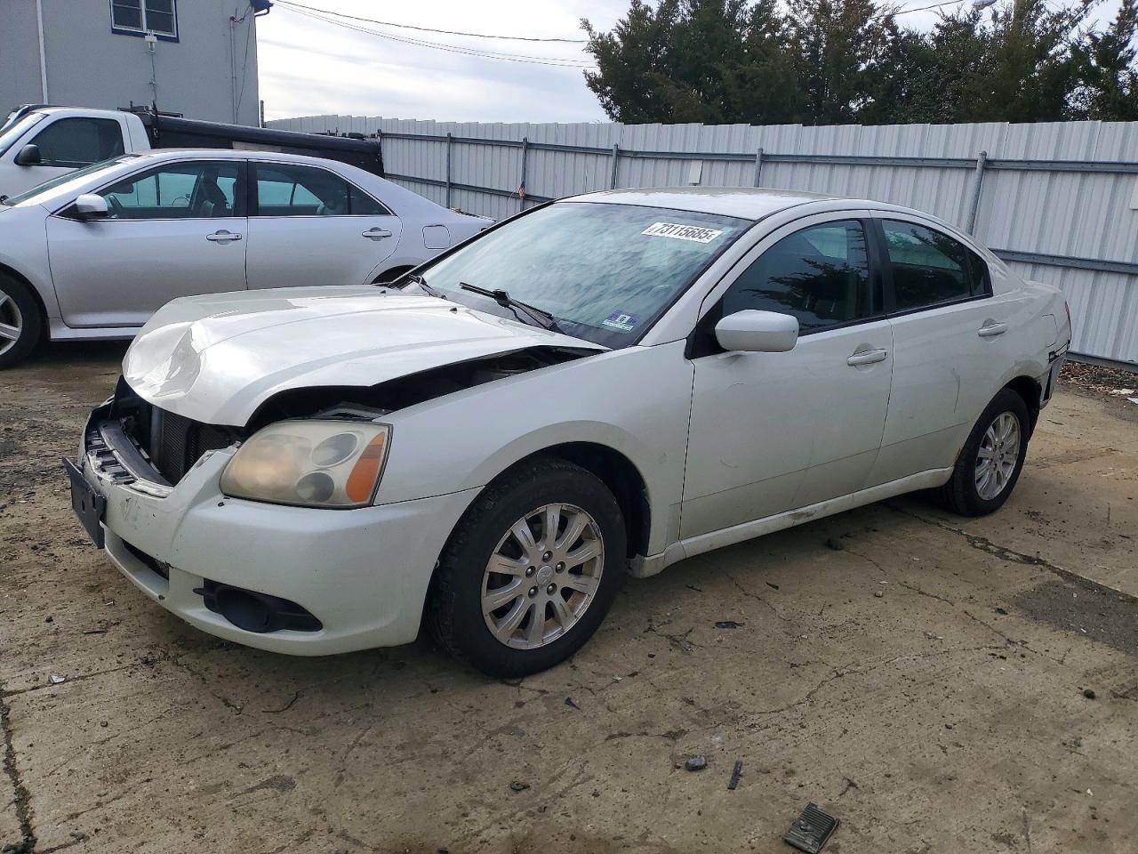MITSUBISHI GALANT ES 2009