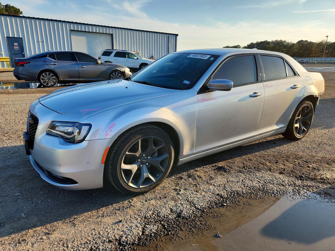 CHRYSLER 300 2023