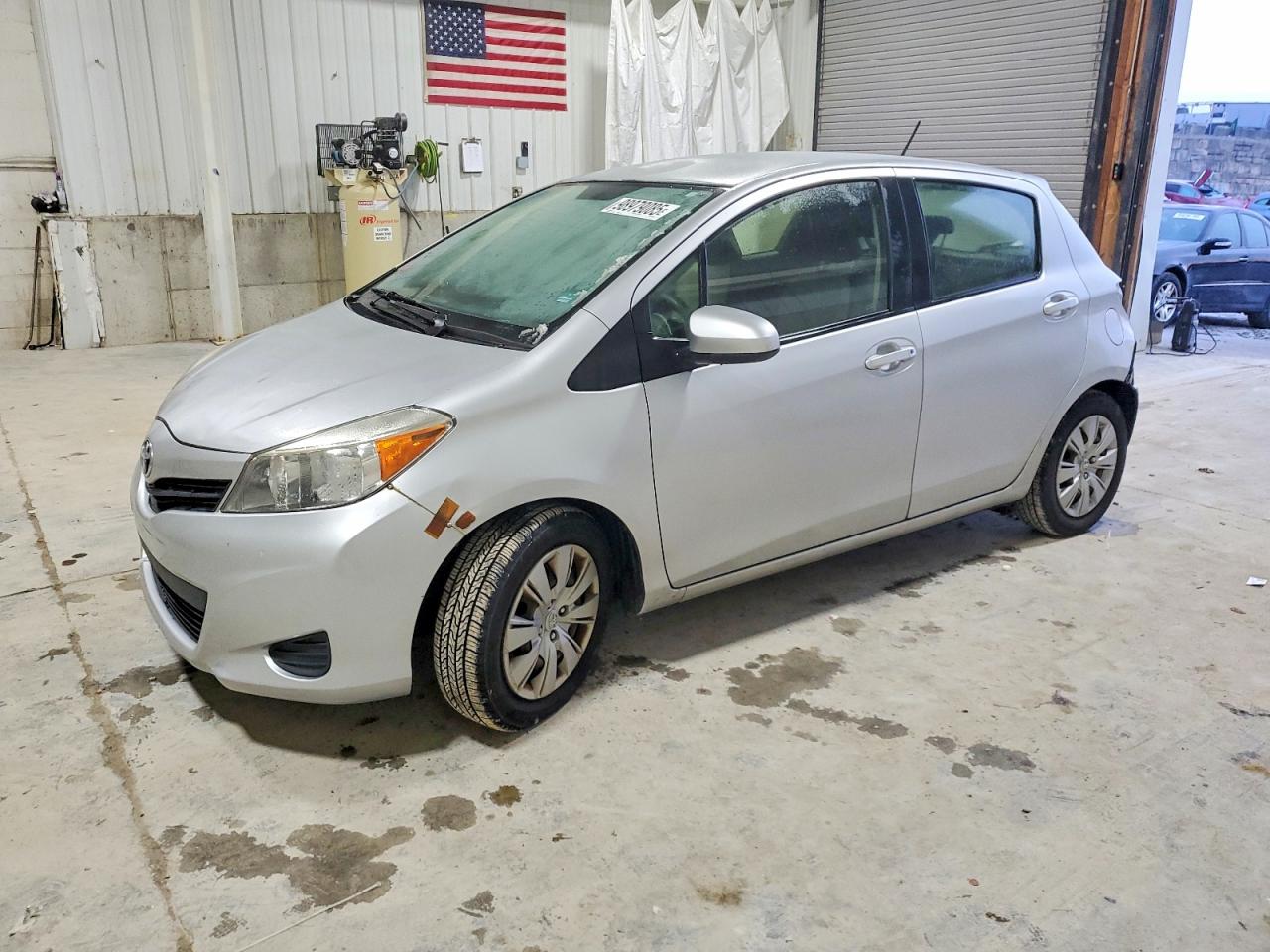 TOYOTA YARIS 2014