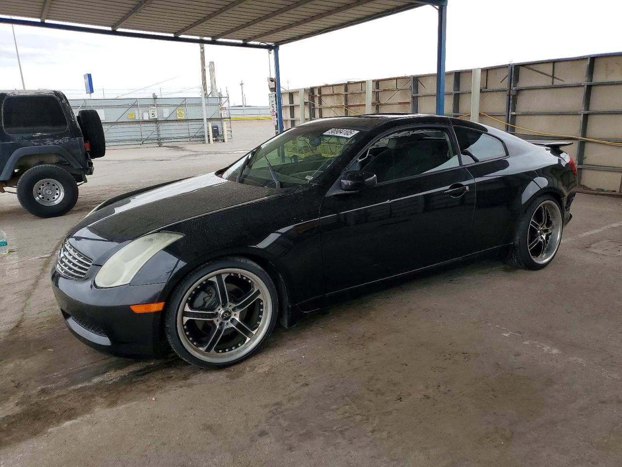 INFINITI G35 2005