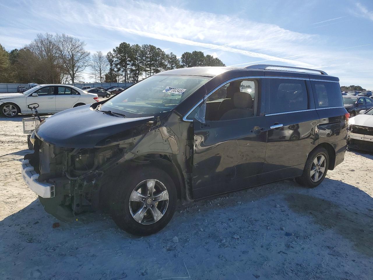 NISSAN QUEST 2016