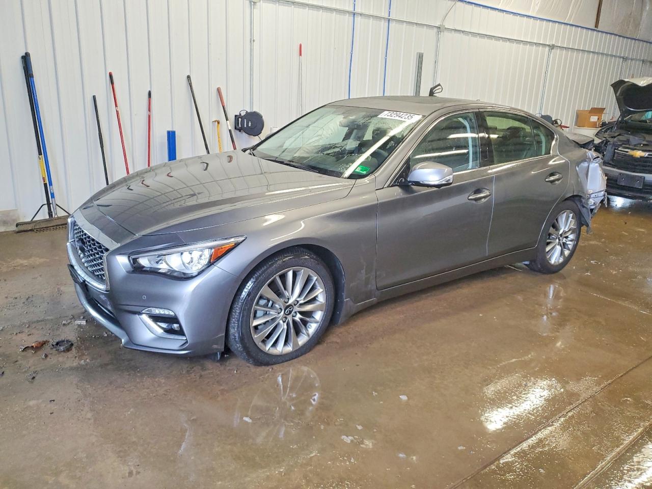 INFINITI Q50 LUXE 2024