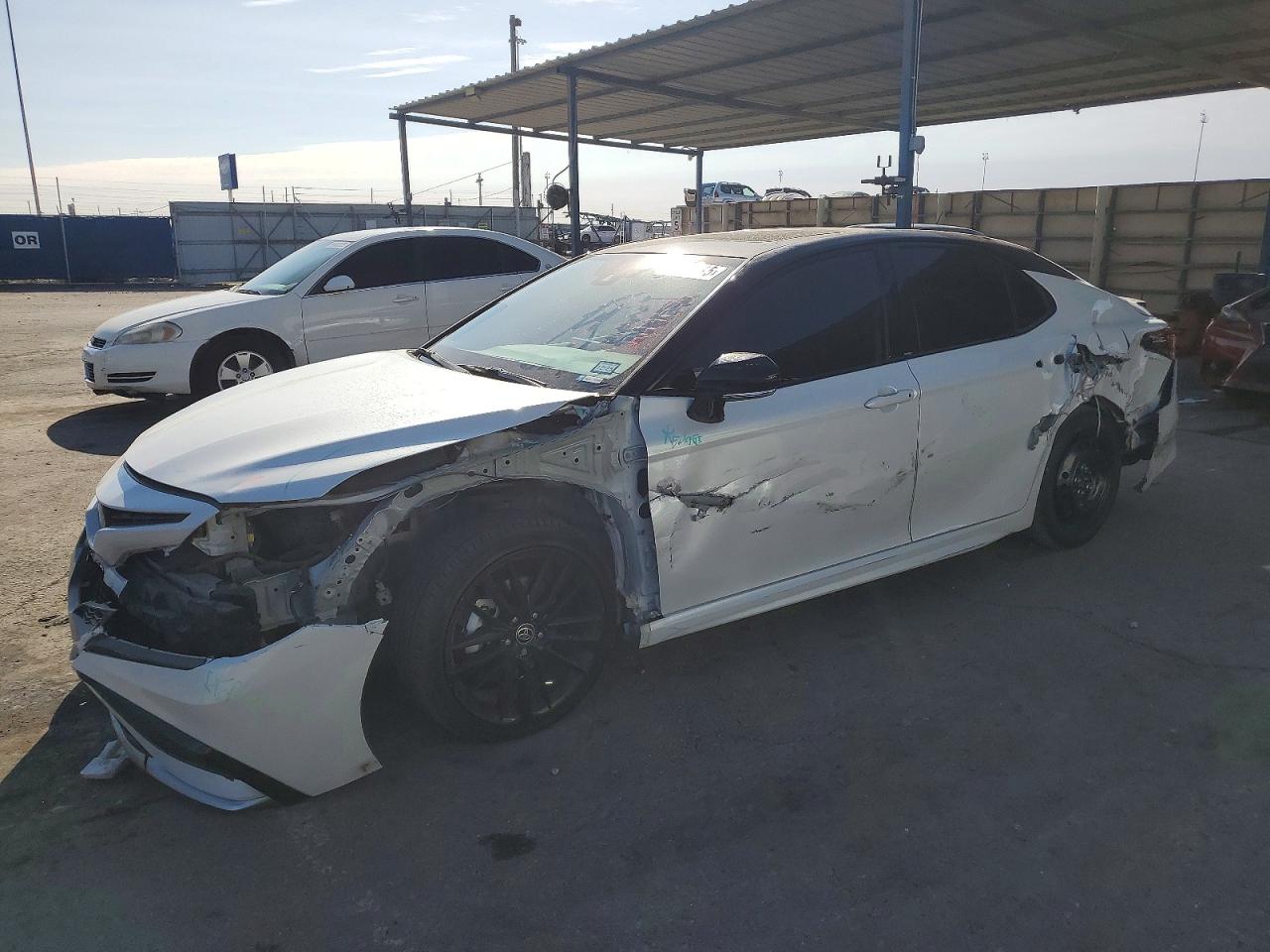 TOYOTA CAMRY 2023