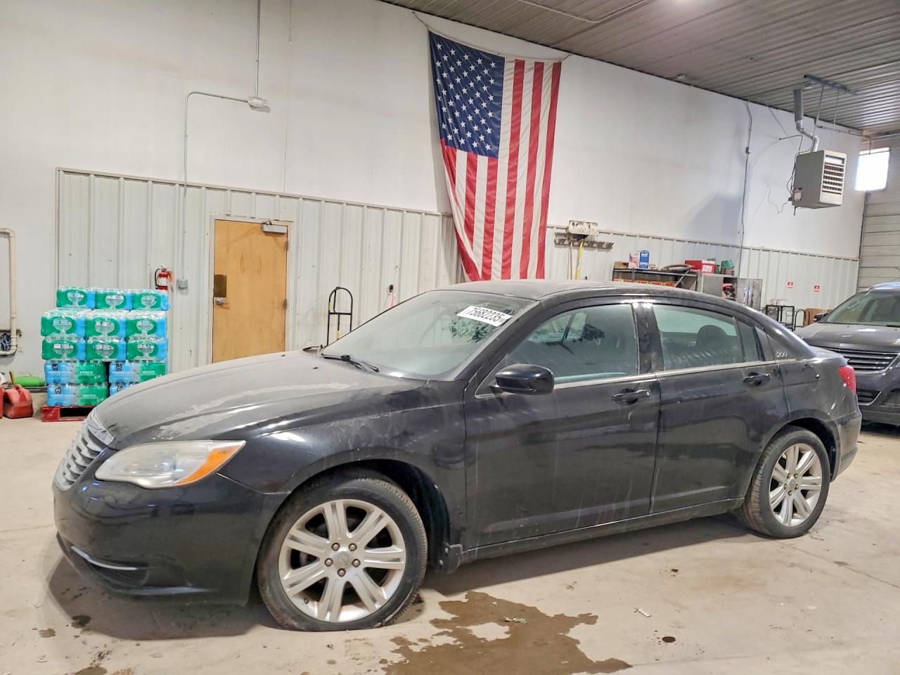 CHRYSLER 200 2011