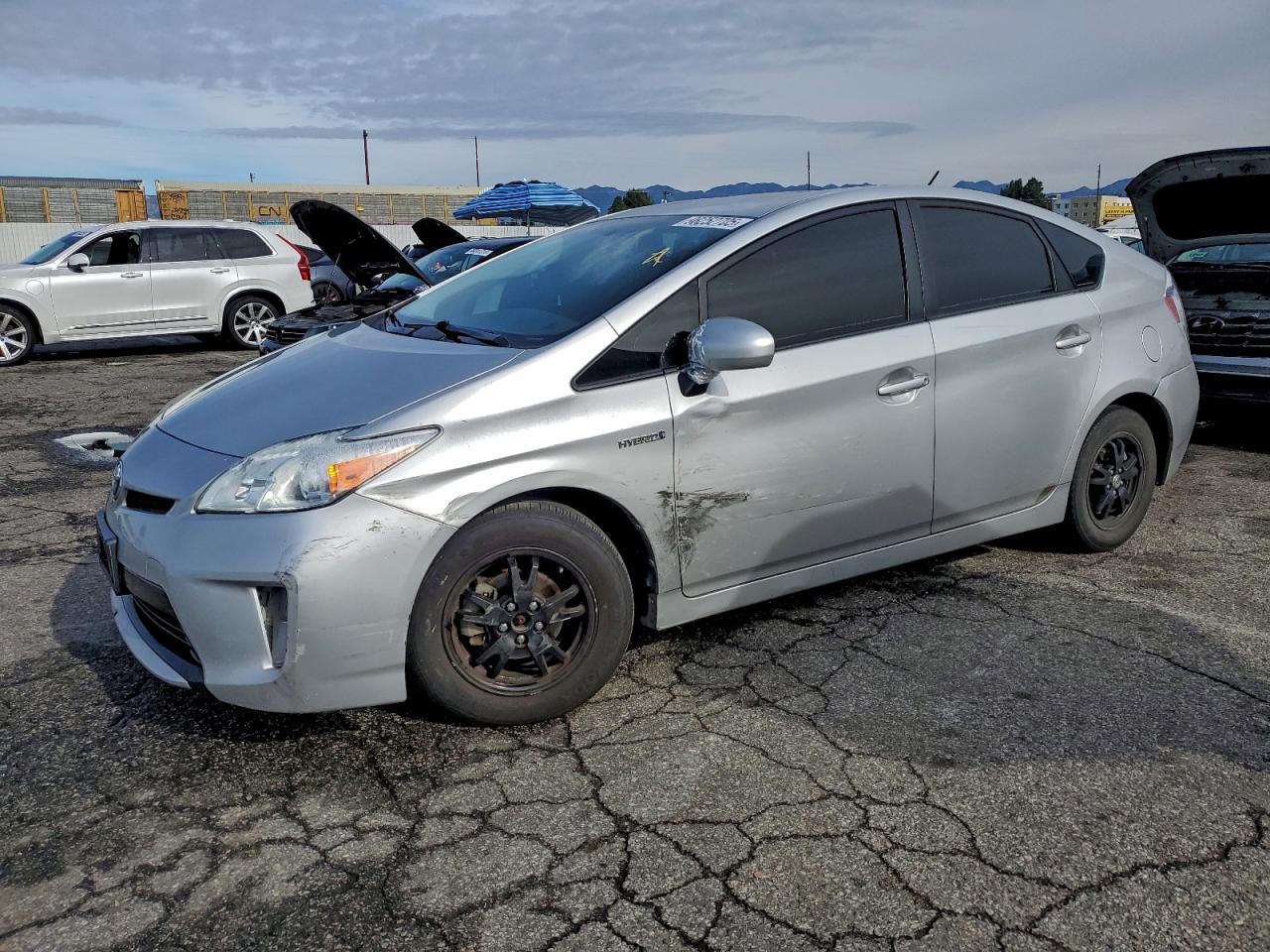 TOYOTA PRIUS 2013