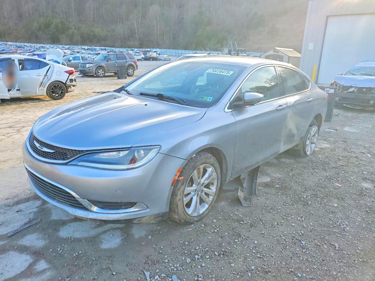 CHRYSLER 200 2016